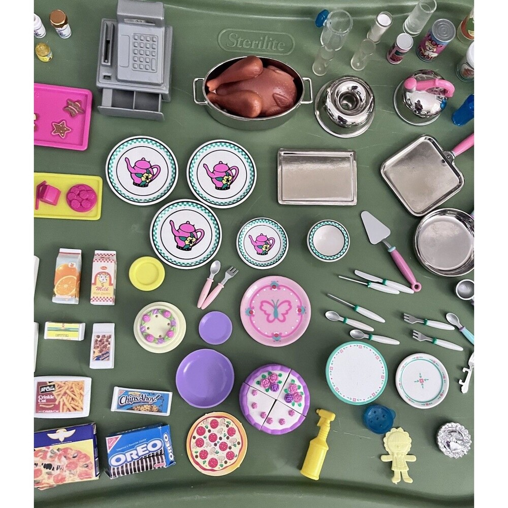 1996 Tyco Kitchen Littles Barbie Dollhouse Size Food Accessories Lot 92 Pieces - Picture 2 of 10
